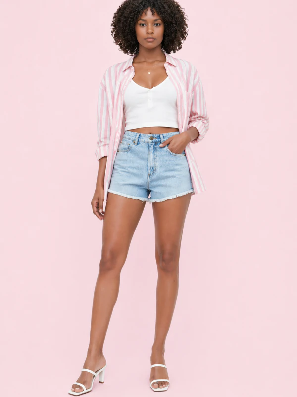 Short en jean sur-mesure taille haute – Comfort Code | HOLDENIM